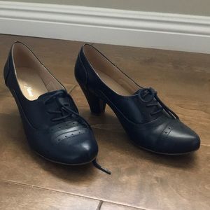 ModCloth oxford heel